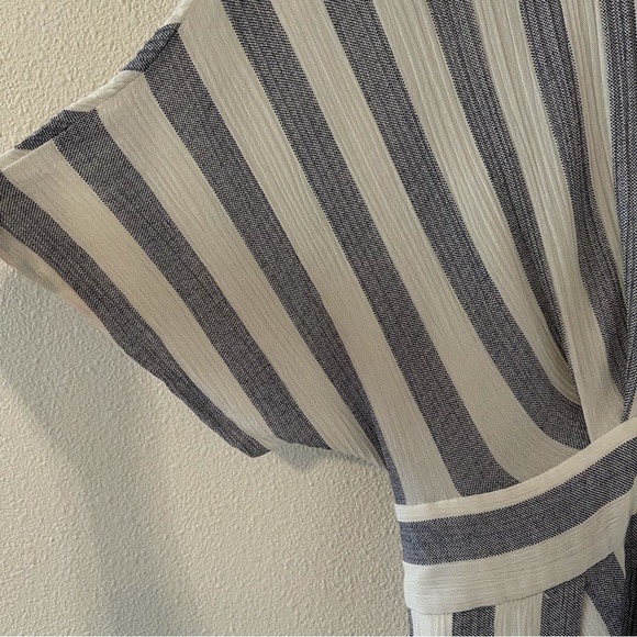 Lulu’s Pier of Influence Blue White Striped Midi Dress Guaze Open Back-XS - Picture 6 of 11